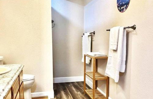 Hot Tub-Mountain View-Secluded-Entire Private Floor - Foto 25