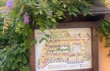 Riviera Del Sol Apartment - Photo 13