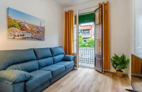 AB Poble Sec - Plaza España - Foto 22