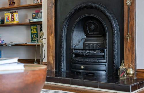 Charming 2 Bed Property - Photo 20