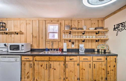 Take 5 Retreat with Hot Tub Relax, Rest, Refresh! - Foto 12