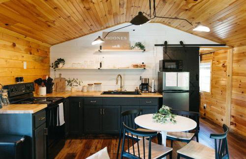 "Boone's Bluff" - Humble & Cozy Stay in RRG/Auxier - Foto 2