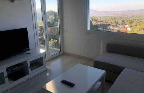 NUEVO. Reformado con vistas panorámicas y piscina - Foto 8