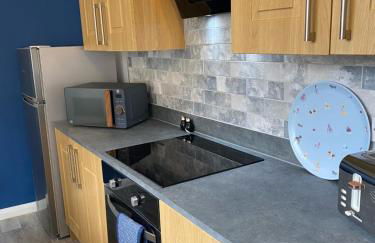 The Anchorage - sea views and beach on doorstep - Photo 18