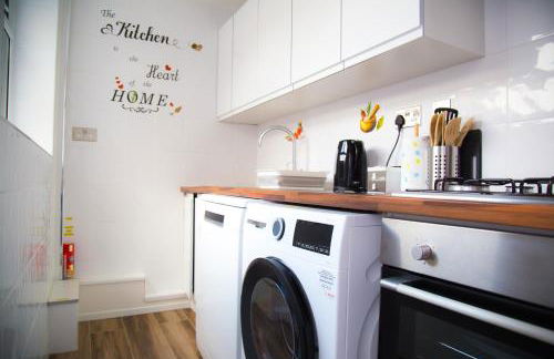 Lucky Home 24 - Ideal for Trade & Family - 2 Bedrooms - 3 Beds - Max 4 Guests - Close to BAE, Docks, Lake District, Beaches - Foto 31
