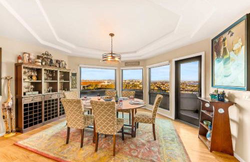 Spacious Beautiful Home with Stunning Bay Views - Foto 18