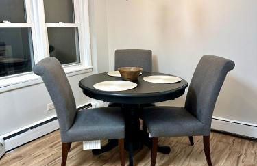 Charming and Convenient 2br 1ba apt - fully furnished and equipped - fast Internet - Foto 6