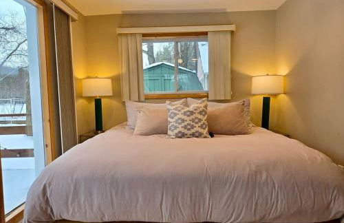 Charming, Pet-friendly Lake front Retreat WiFi - Foto 28