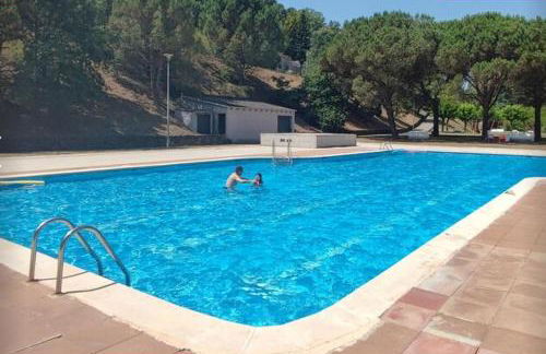 Detached villa for 6 People in Lloret de Mar with comunal Outdoor swimming pool - Foto 13