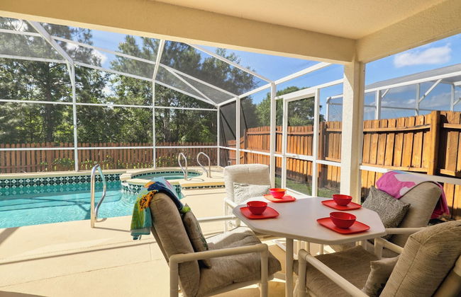 Arler House - Amazing 4 Bed 3 Bath - Private Pool - Photo 21