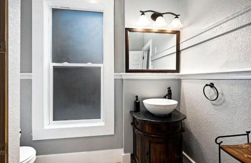 Work-Friendly Denver Stay - Rooftop Deck & Garden - Foto 29