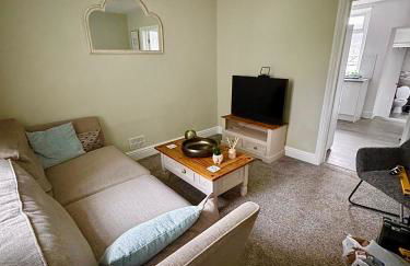 Rosemary Cottage - Photo 2