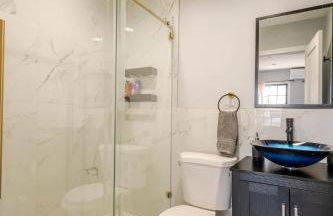 Modern 3-Bdrm Apt in Black Rock - Foto 17