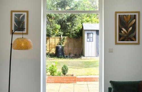 5 Bedroom, 3 Bathroom Modern House with Garden near Hampstead Heath Sleeps 10 - Foto 50