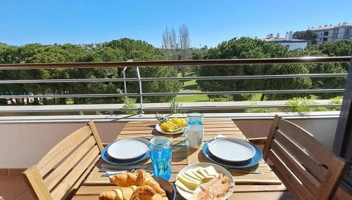 Relax and unwind : pool, garden, beach & city - Foto 2