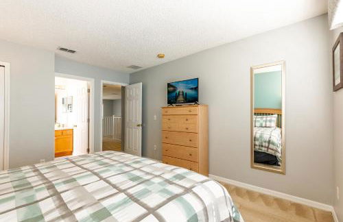 Family Friendly Vacation Home with South Facing Pool - Hot Tub - Game Room - Near Disney - Foto 45