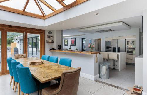 Mereside House Private Pool Retreat - Photo 26