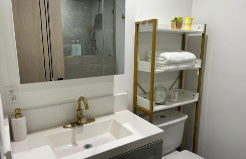 Newly Built Stylish Modern 2B In LA - Foto 75