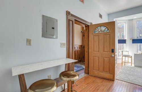 1 Block to Penn Station-Baltimore! Urban Studio - Photo 14