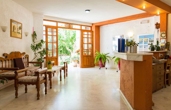 Ideal Hotel - Photo 33