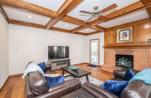 Luxurious Dream Home - For 10 - Photo 1