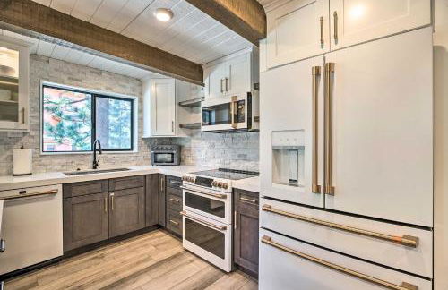 Luxe Mountain Home in Village, Steps to Gondola! - Foto 10