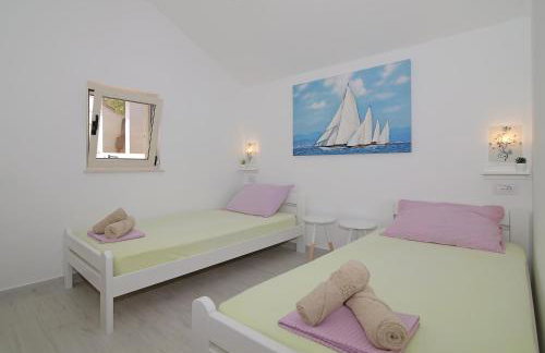 Apartments Marija Vukas - Photo 9