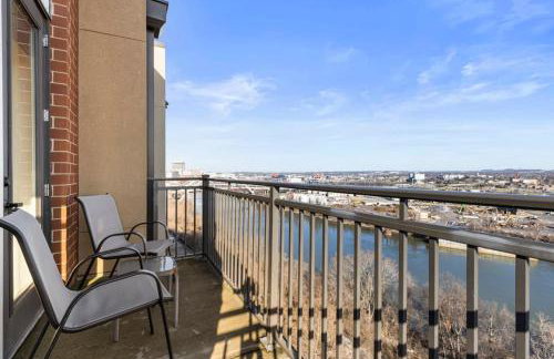 Luxurious Downtown Corner Views 2 bed 2bath 61 - Foto 7