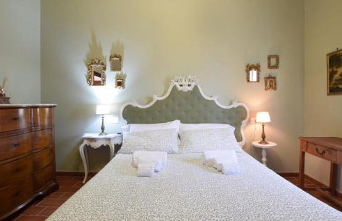 Lovely Apartment In Civitella Benazzone - Foto 12