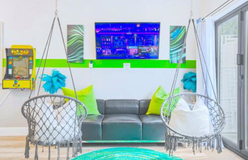 D - Hip NoHo 2BR Pad - Universal 15m - FIFA World Cup SoFi - Patio & Parking - Foto 1