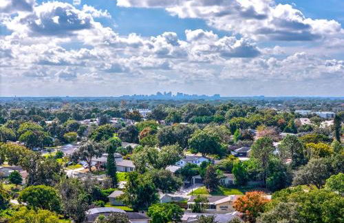 Spacious Casselberry House with Backyard Pool - Photo 58