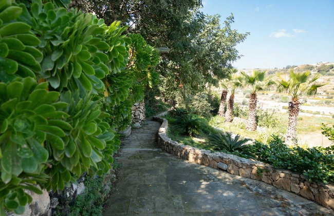 Villeleynah Amazing Gozitan Villa + Pool - Foto 18