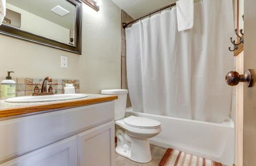 Donnelly Cabin with Fire Pit 5 Mi to Boat and Ski! - Photo 19