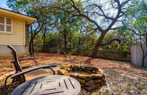 The Corniest Property in Texas ♥ 4 BR ♥ 1/4 Acre ♥ - Foto 54