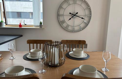 LUX 2bed City Centre and AO Arena Free Parking Modern Apt - Foto 10