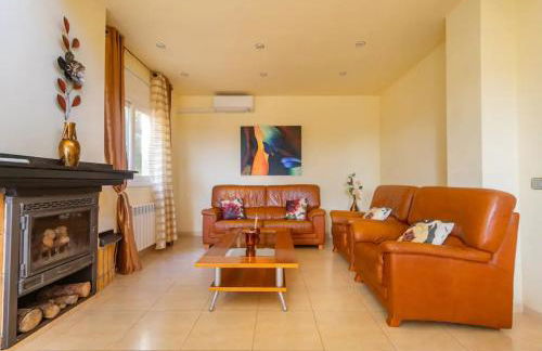 Villa Sitges Ilusión 15 minutes by car from Sitges Sleeps 16 people XXL swimming pool - Foto 25