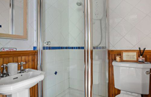 Beryas Cottage - Fireplace - Free Parking & WiFi - Pet Allowed - Foto 17