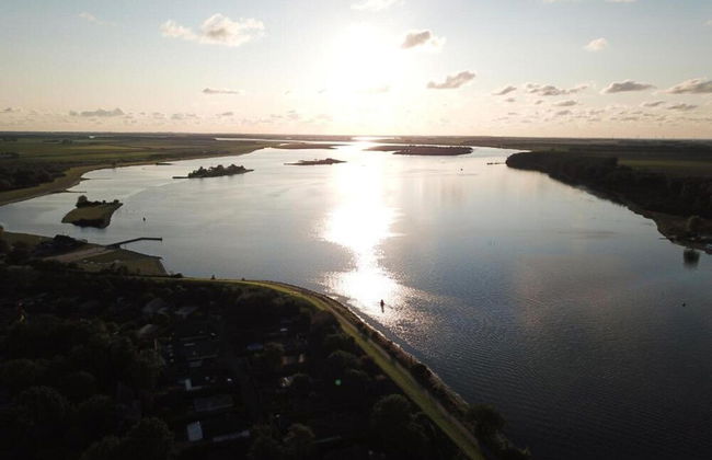 Villa by Lake Veere With Sauna and Terrace - Foto 28