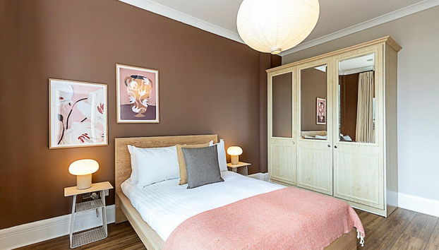 Bright and Stylish Riverside Haven in Canary Wharf - Foto 4, Habitación