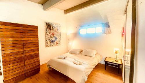 CHEZ BABOU studio d'artistes avec piscine, parking - Photo 4, towels