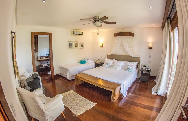 Mansão Exuberante Pé na Areia Ferradura - Photo 9