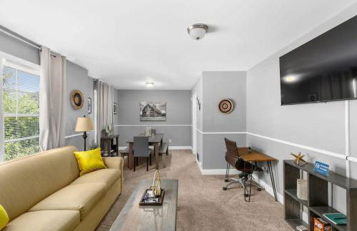 Broadmoor Bungalow - Both Units - Foto 14