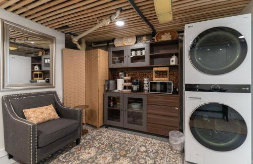 Charming Historic 4 bed -Nearby Eats, Brewery, Shops, Park - Foto 33