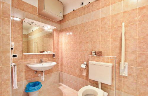 Aparthotel Ponza - Foto 8