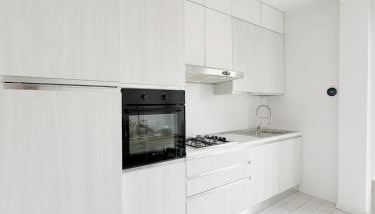 Thomas House on Train Tracks - Foto 5, stove