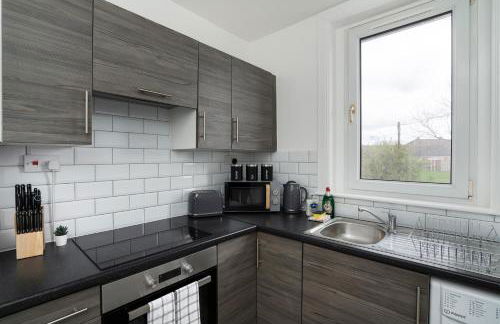 Free Parking - 2 Bedroom Flat-by Holiday Homes - Foto 11