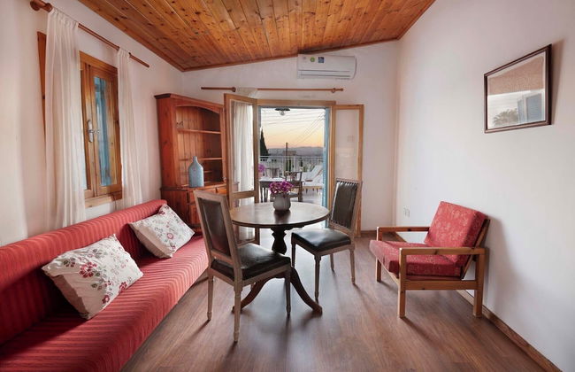 Cottage Houses - Photo 20