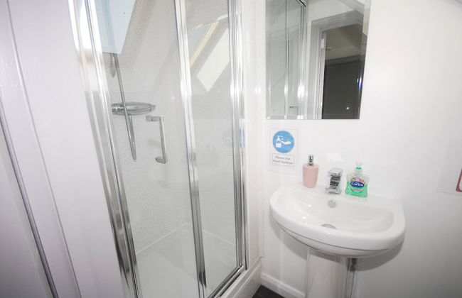 Family Holiday Home With Hot Tub Sleeps 8 - Foto 25