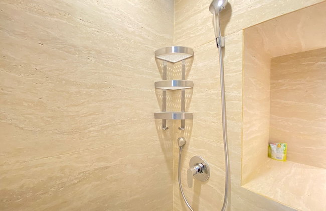 Modern Studio Room With Jacuzzi At Art Deco Apartment - Foto 10