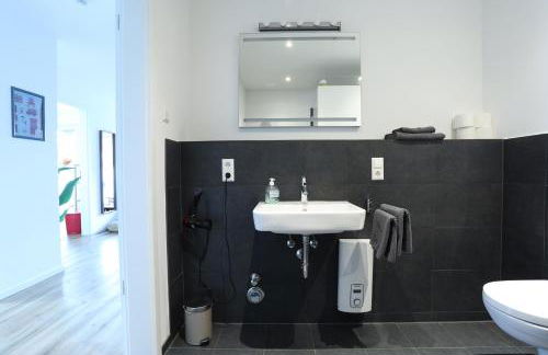 Apartment "London" in Erftstadt - 3 Zimmer & 63qm - nahe Köln, Messe, Phantasialand & Bonn - Familienurlaub oder Business Trip - Foto 16